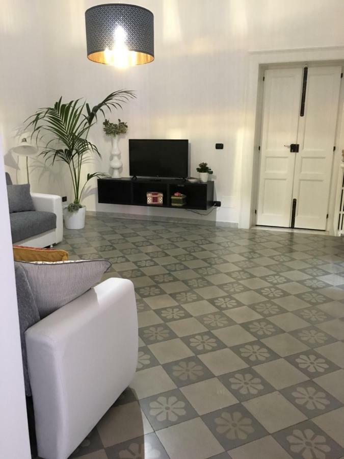 Maison Flores Bari Extérieur photo